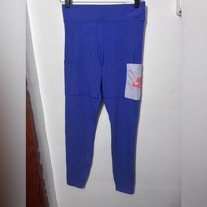 NWT Nike tight fit high rise leggings